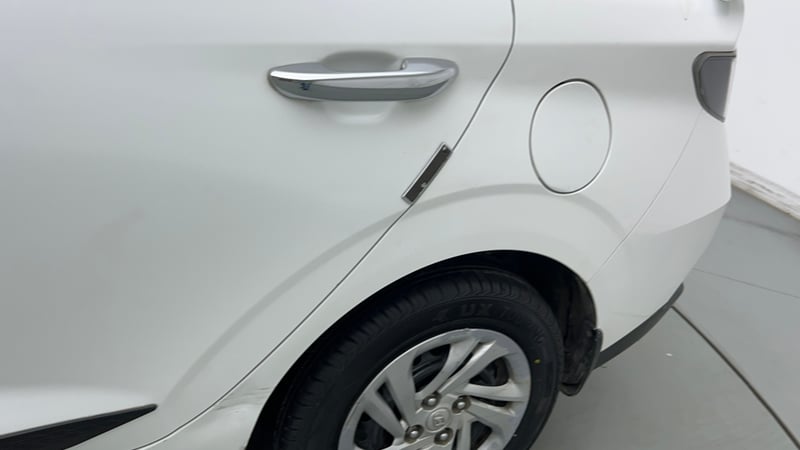 Used 2022 Hyundai Aura S 1.2 CNG Cng Manual dents MINOR SCRATCH