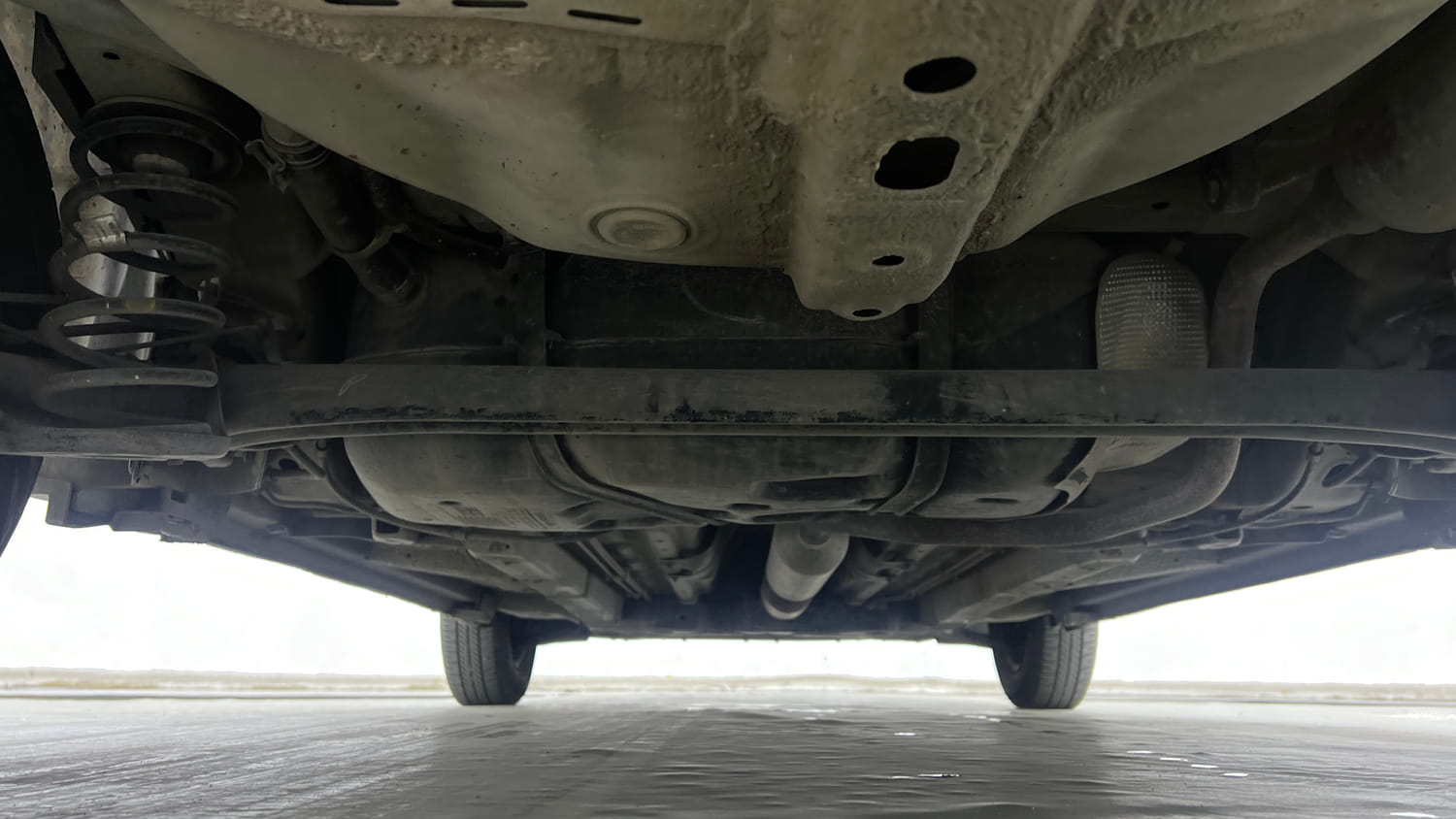 Used 2017 Maruti Suzuki Swift Dzire VXI AT ABS Petrol Automatic extra REAR UNDERBODY VIEW (TAKEN FROM REAR)