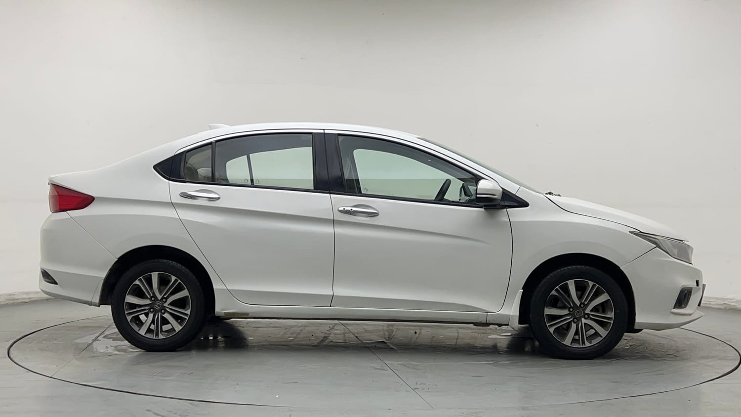2018 Honda City V Petrol-5