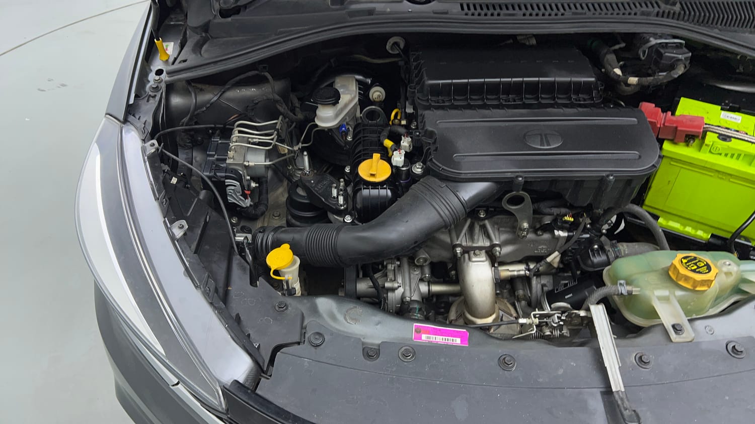 2022 Tata Tigor XZ Plus CNG-29