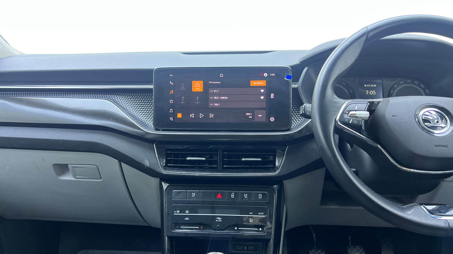 Used 2022 Skoda Kushaq Style 1.5L TSI MT Petrol Manual interior MUSIC SYSTEM & AC CONTROL VIEW