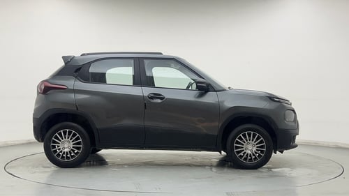 Used 2023 Tata Punch Pure MT Petrol Manual exterior RIGHT SIDE VIEW