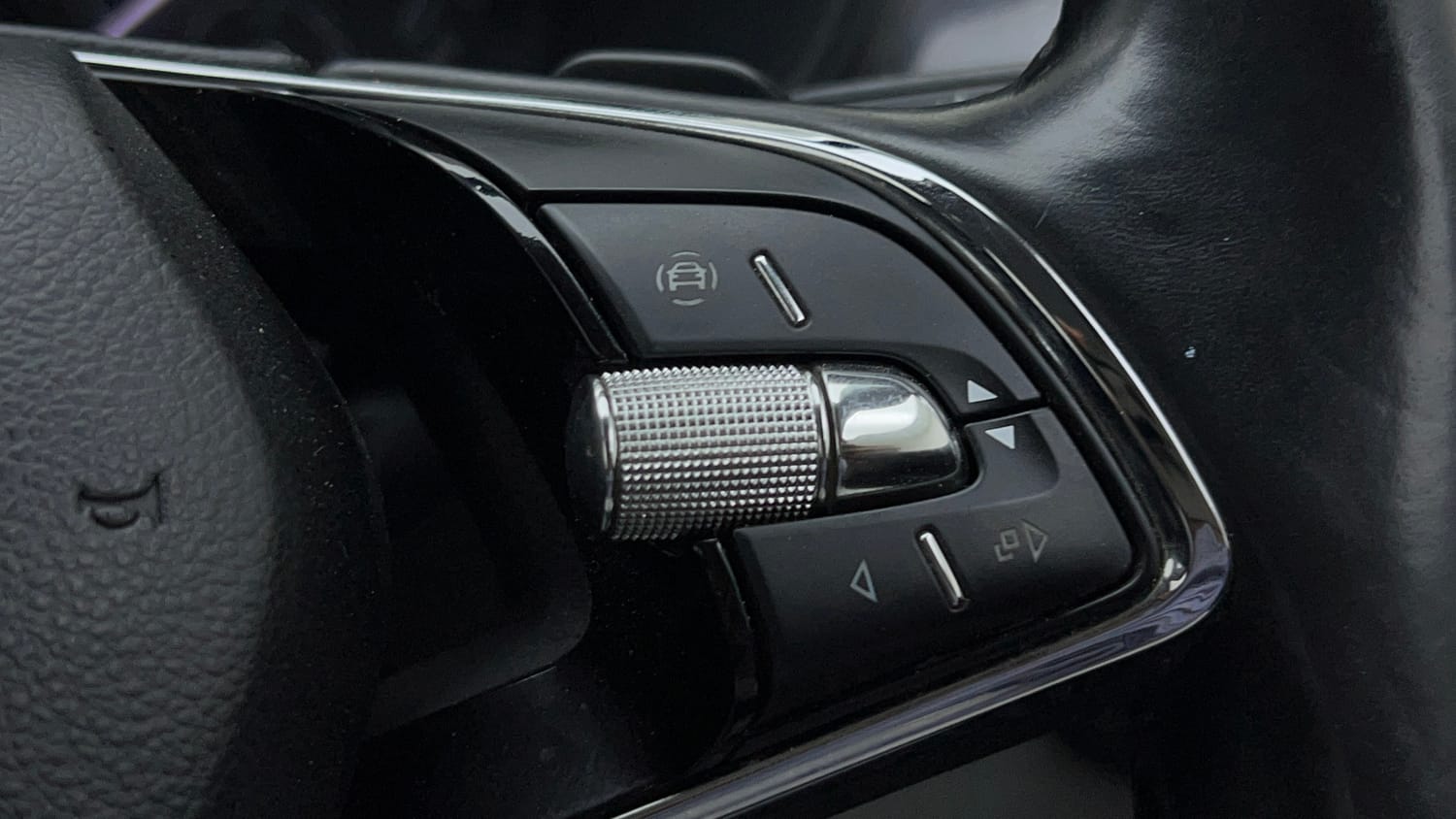 2022 Skoda Kushaq Style 1.5L TSI DSG-41