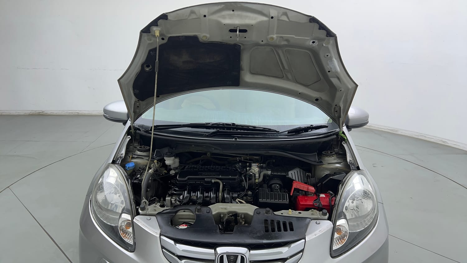 Used 2015 Honda Amaze 1.2 VX i-VTEC Petrol Manual engine ENGINE & BONNET OPEN FRONT VIEW