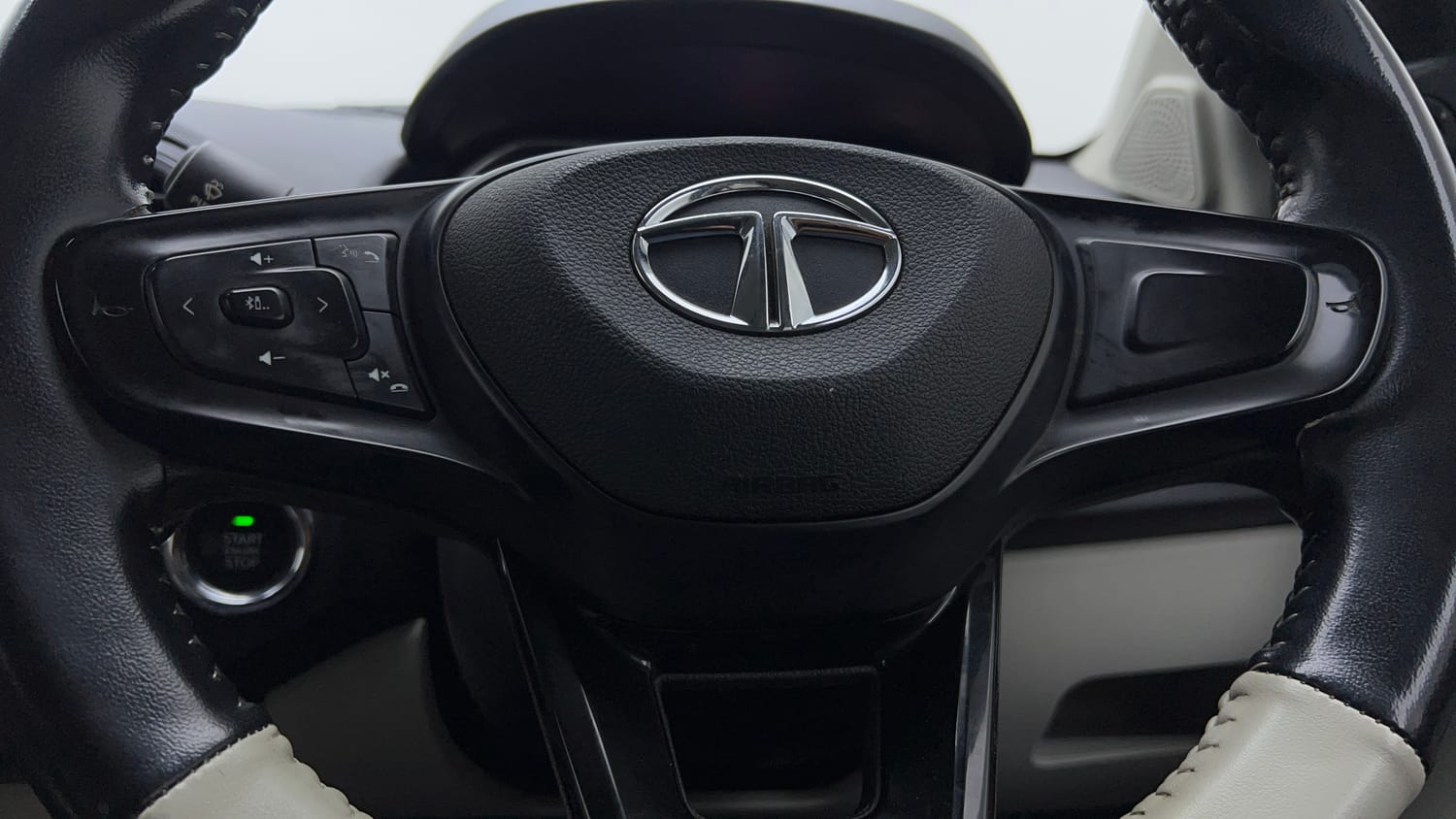 2022 Tata Tigor XZ Plus CNG-42