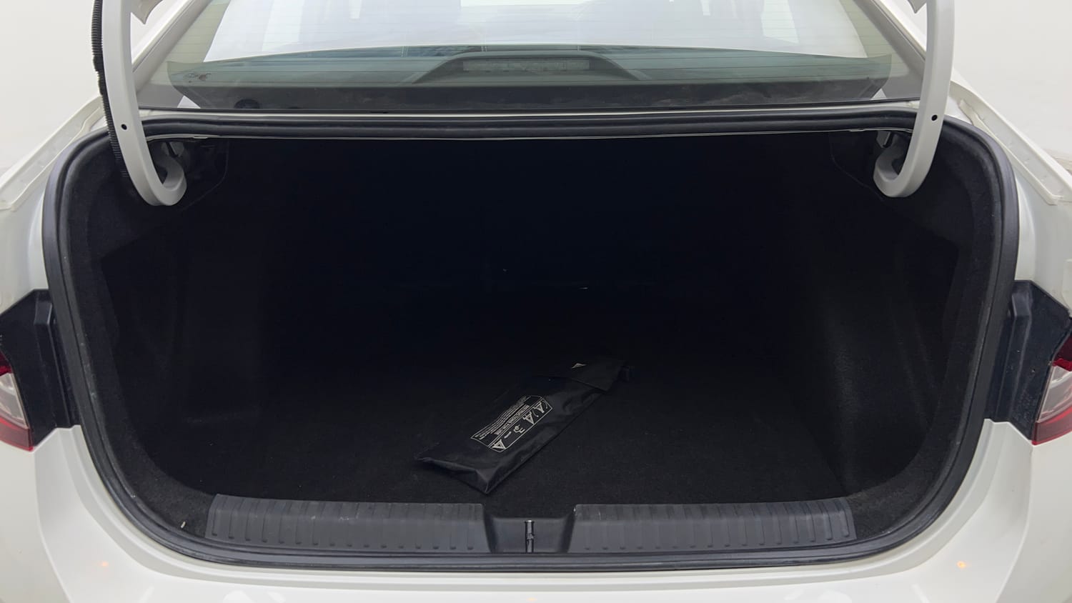 2022 Skoda Slavia Ambition 1.0L TSI AT-25
