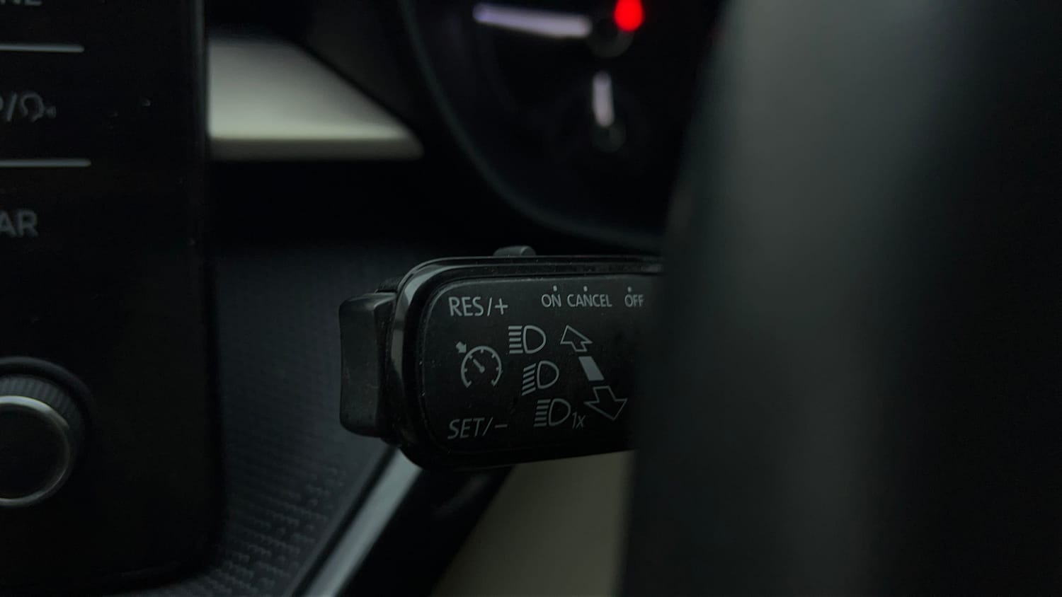 2022 Skoda Slavia Ambition 1.0L TSI AT-41