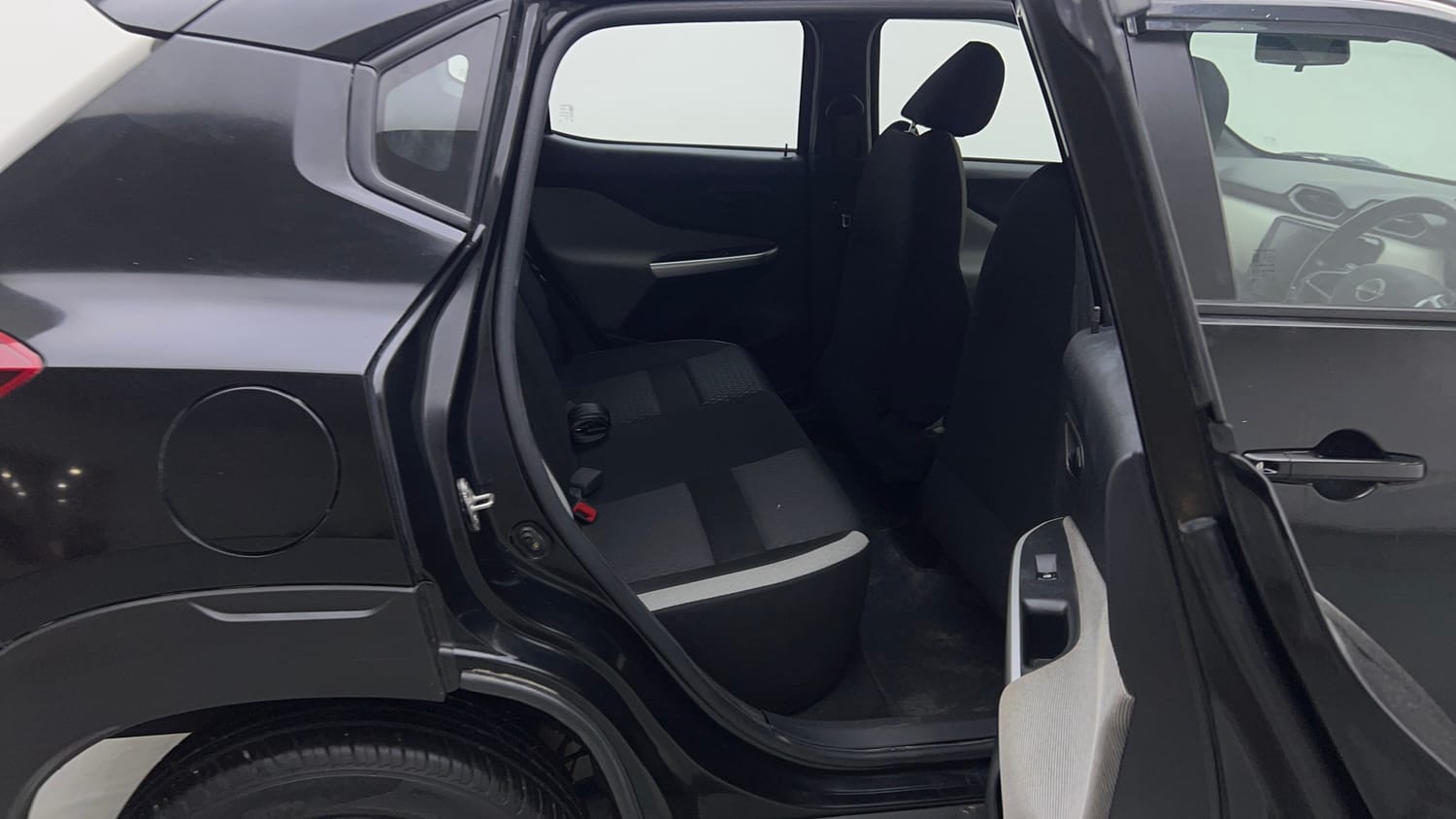 2024 Nissan Magnite XE-18