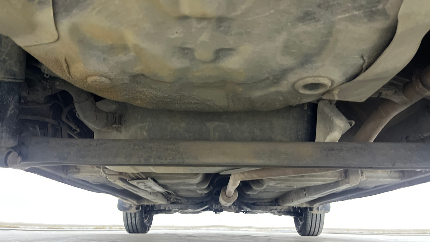 Used 2012 Hyundai i10 Sportz 1.2 AT Kappa2 Petrol Automatic extra REAR UNDERBODY VIEW (TAKEN FROM REAR)