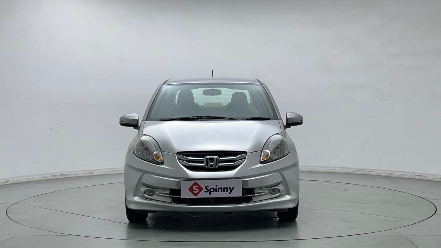 Used 2015 Honda Amaze 1.2 VX i-VTEC Petrol Manual exterior FRONT VIEW