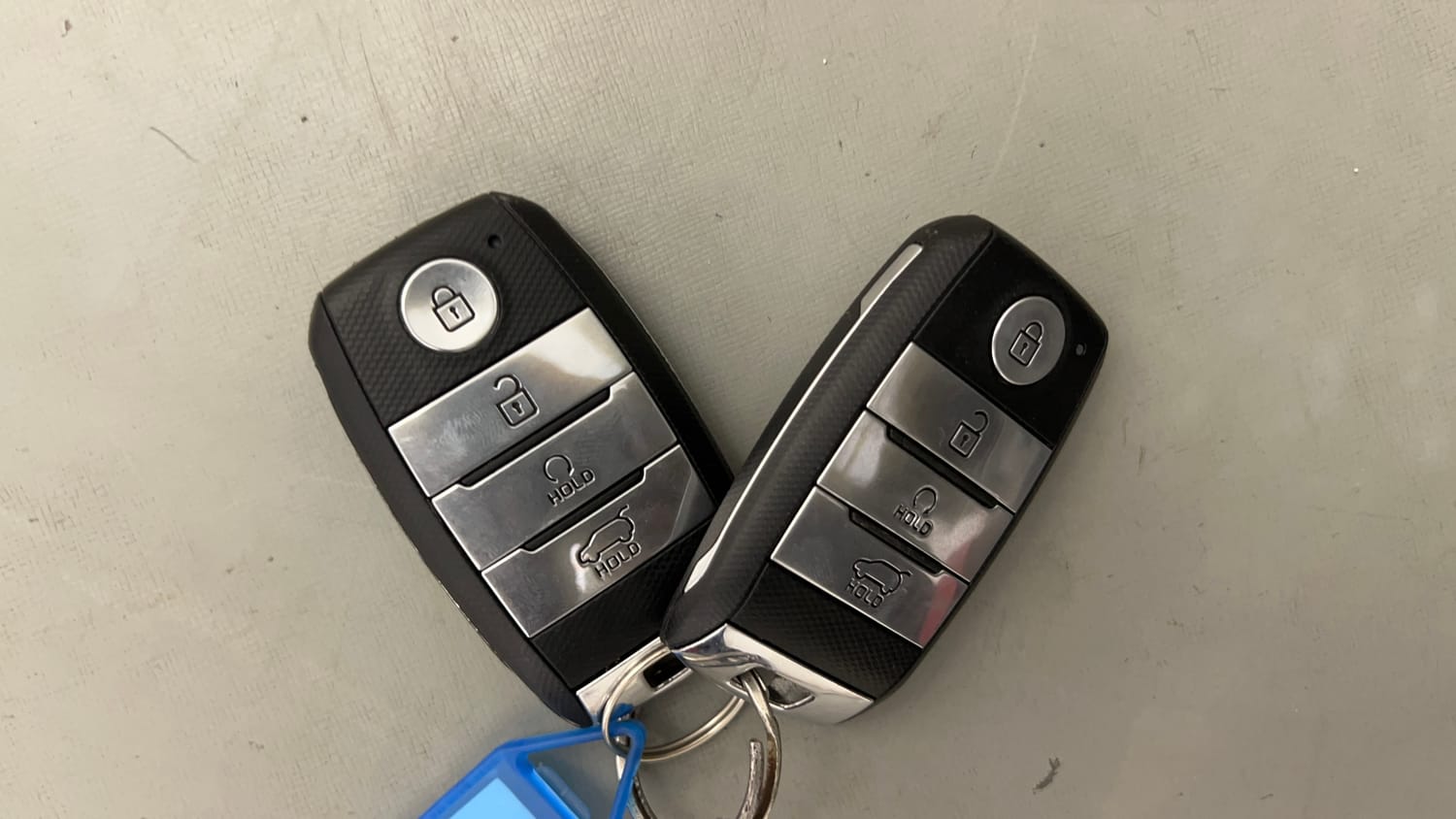 Used 2023 Kia Carens Luxury Plus 1.5 Diesel AT 7 STR Diesel Automatic extra CAR KEY VIEW