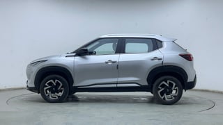 Used 2022 Nissan Magnite XV Premium Turbo (O) Petrol Manual exterior LEFT SIDE VIEW