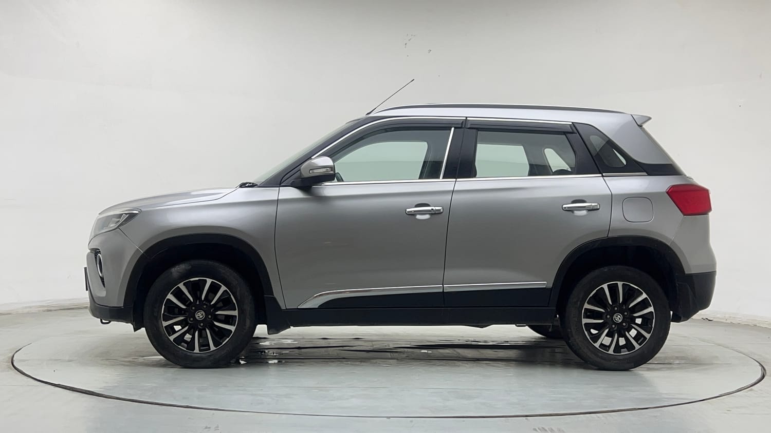 2022 Toyota Urban Cruiser Premium Grade MT-1