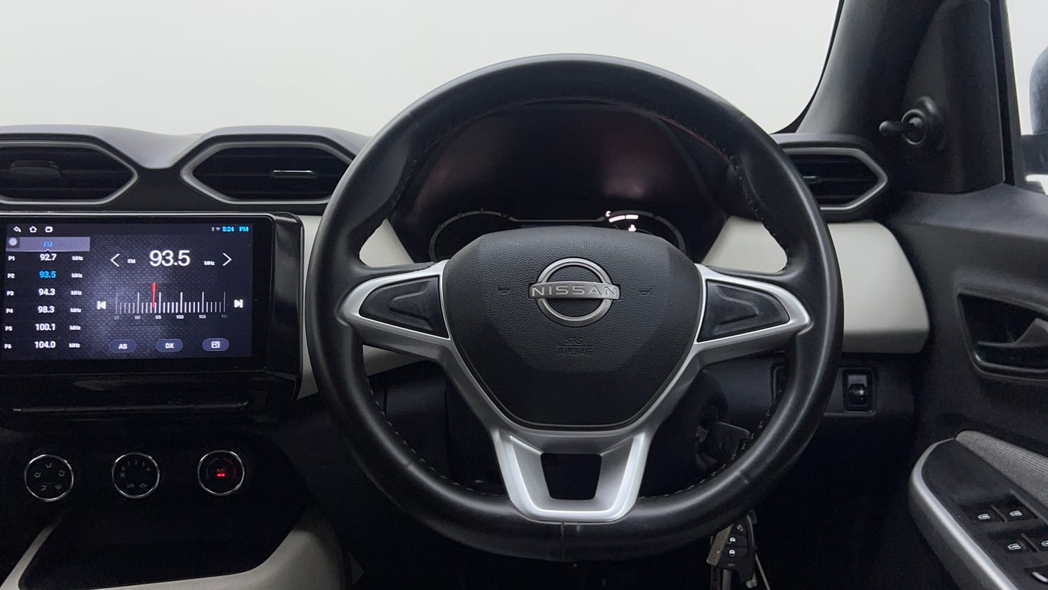 2024 Nissan Magnite XE-14