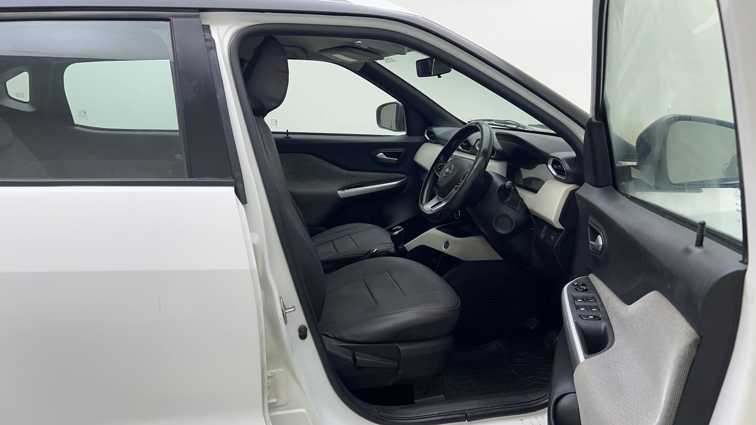 2021 Nissan Magnite XV Turbo-17
