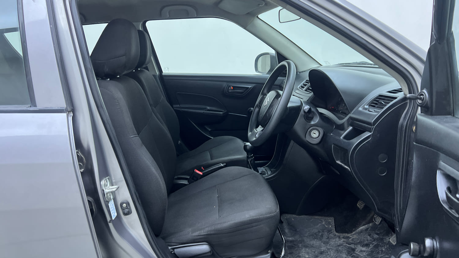 Used 2013 Maruti Suzuki Swift LDi Diesel Manual interior RIGHT SIDE FRONT DOOR CABIN VIEW