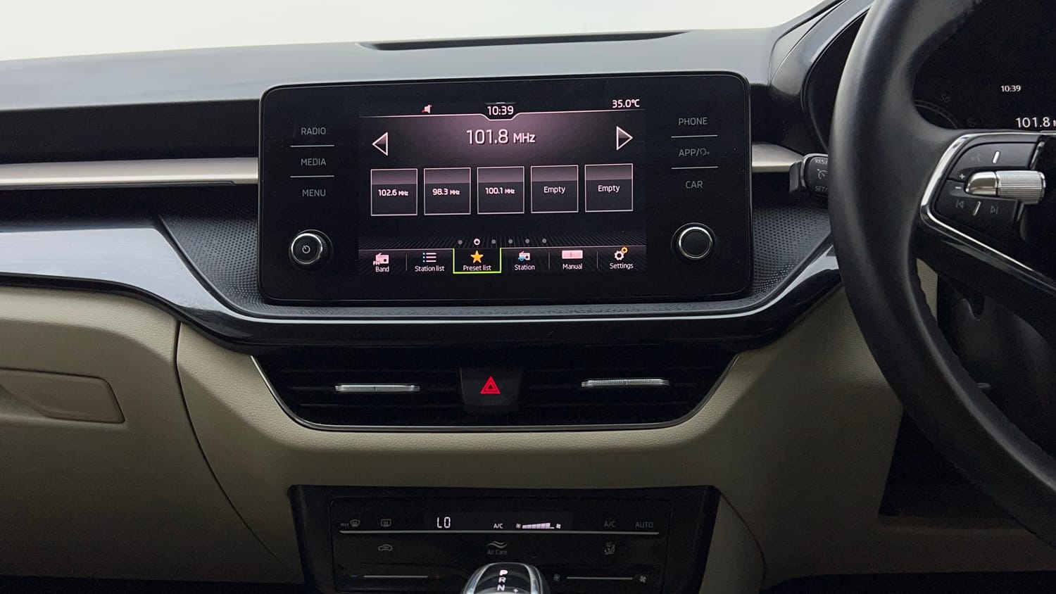 2022 Skoda Slavia Ambition 1.0L TSI AT-13
