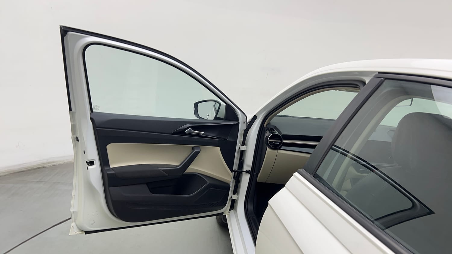 2022 Skoda Slavia Ambition 1.0L TSI AT-21