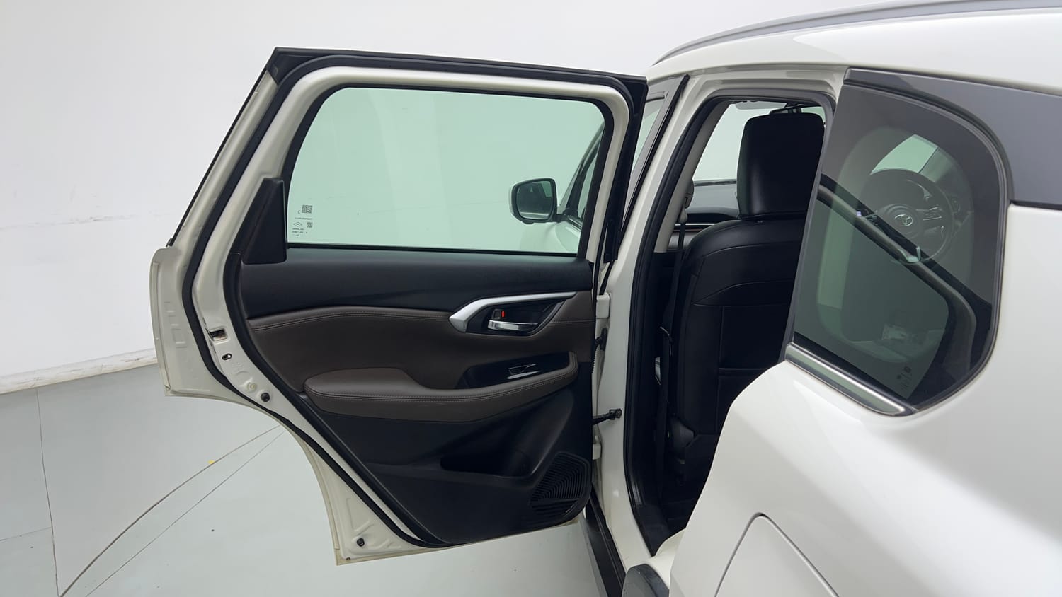Used 2023 Toyota Urban Cruiser Hyryder V Hybrid Hybrid Automatic interior LEFT REAR DOOR OPEN VIEW