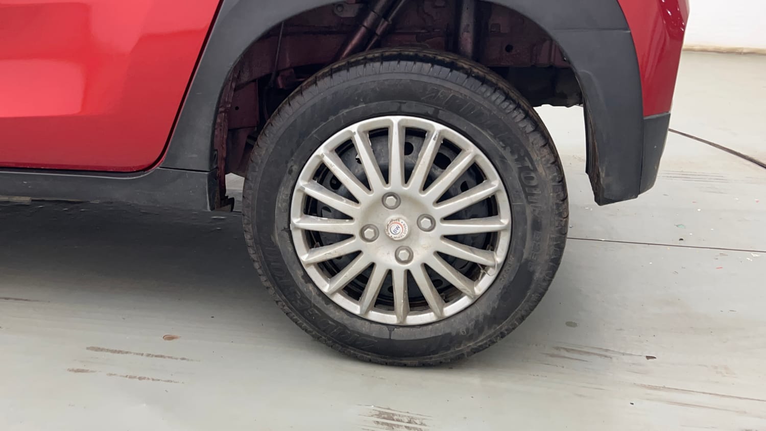 Used 2018 Mahindra KUV100 NXT K4 Plus 6 STR Petrol Manual tyres LEFT REAR TYRE RIM VIEW