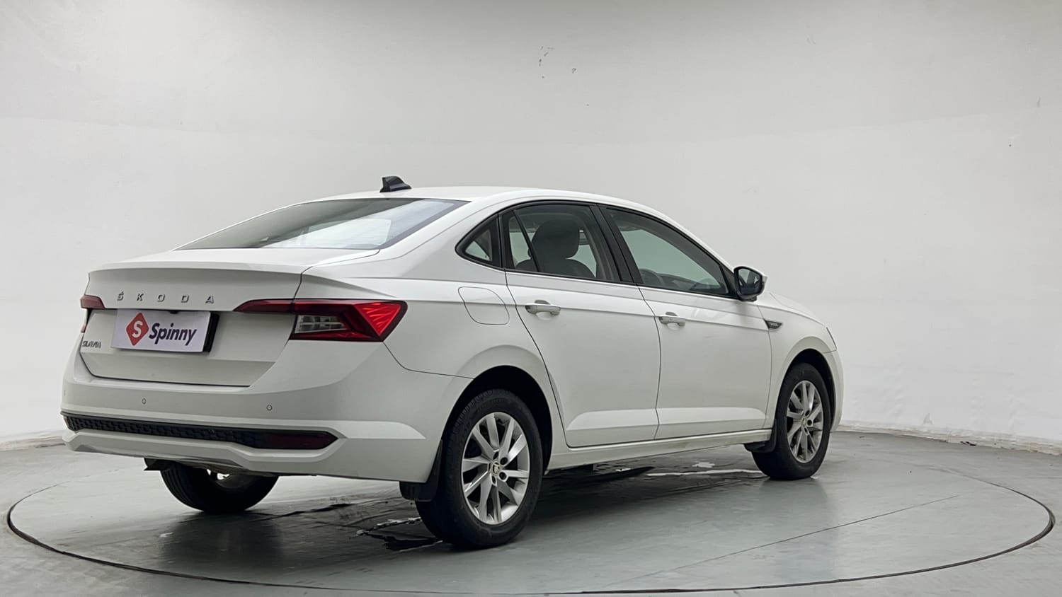 2022 Skoda Slavia Ambition 1.0L TSI AT-4