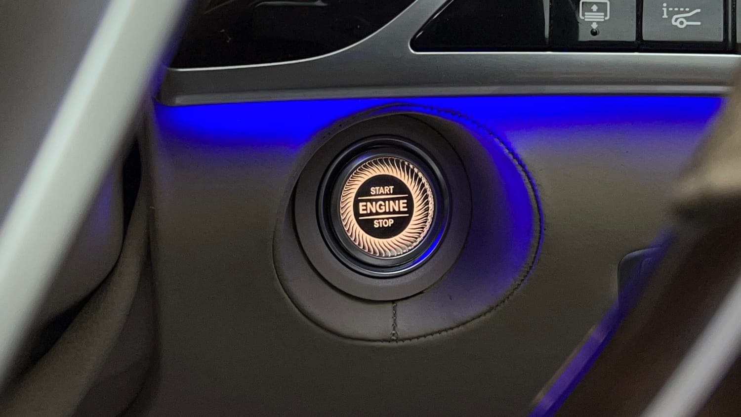 2018 Mercedes-Benz S-Class Maybach S 650-41