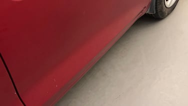 minor_scratch_0