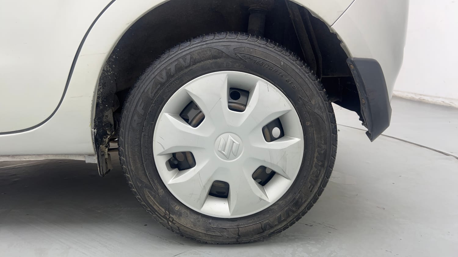 Used 2019 Maruti Suzuki Wagon R VXi 1.0 Petrol Manual tyres LEFT REAR TYRE RIM VIEW