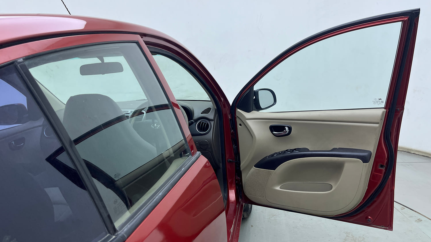 Used 2012 Hyundai i10 Sportz 1.2 AT Kappa2 Petrol Automatic interior RIGHT FRONT DOOR OPEN VIEW