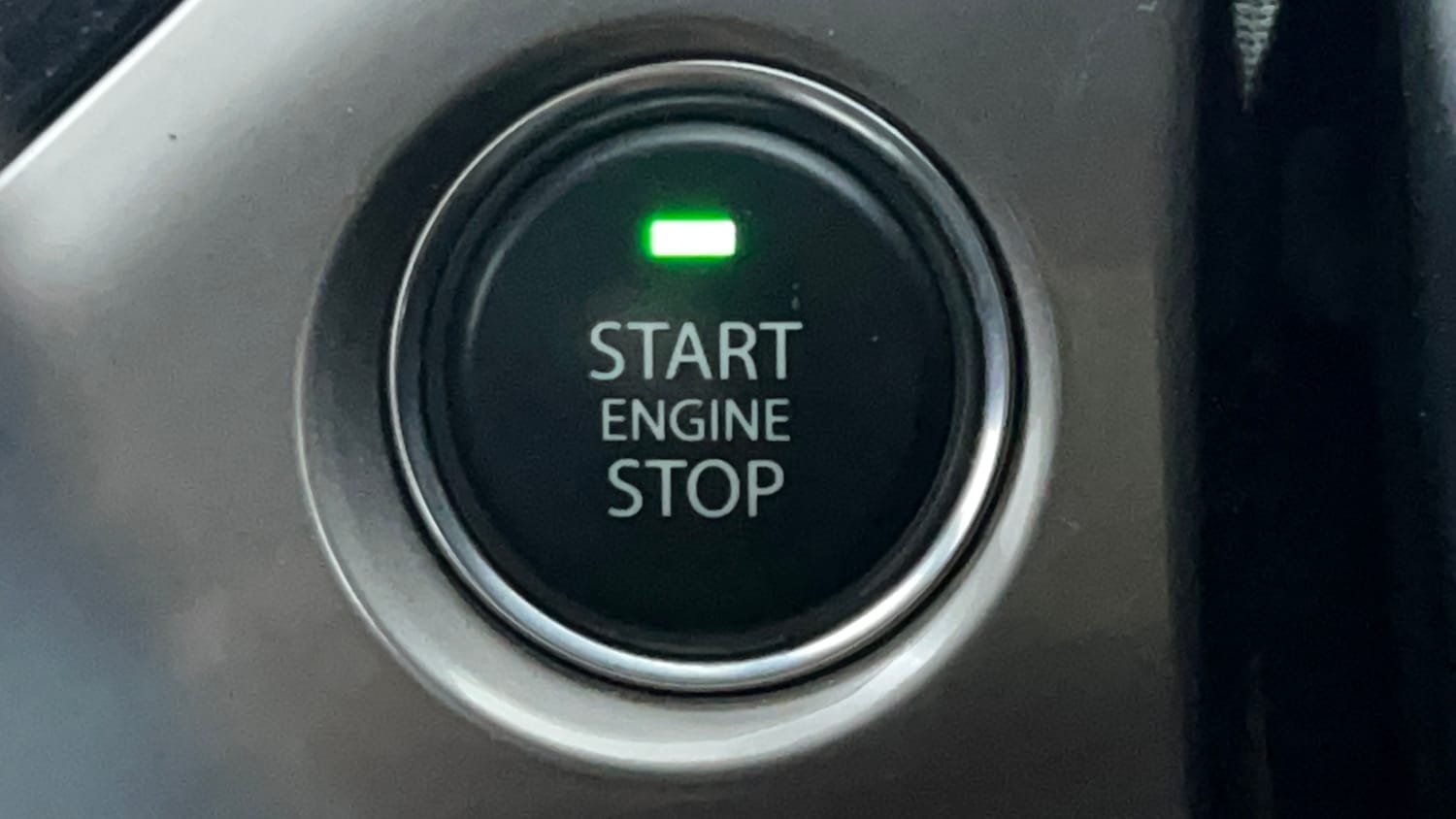 Used 2019 Tata Nexon XZ Plus Dual Tone Petrol Manual top_features Keyless start