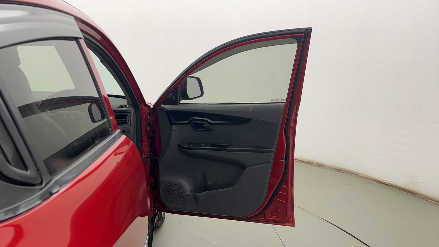 Used 2018 Mahindra KUV100 NXT K4 Plus 6 STR Petrol Manual interior RIGHT FRONT DOOR OPEN VIEW
