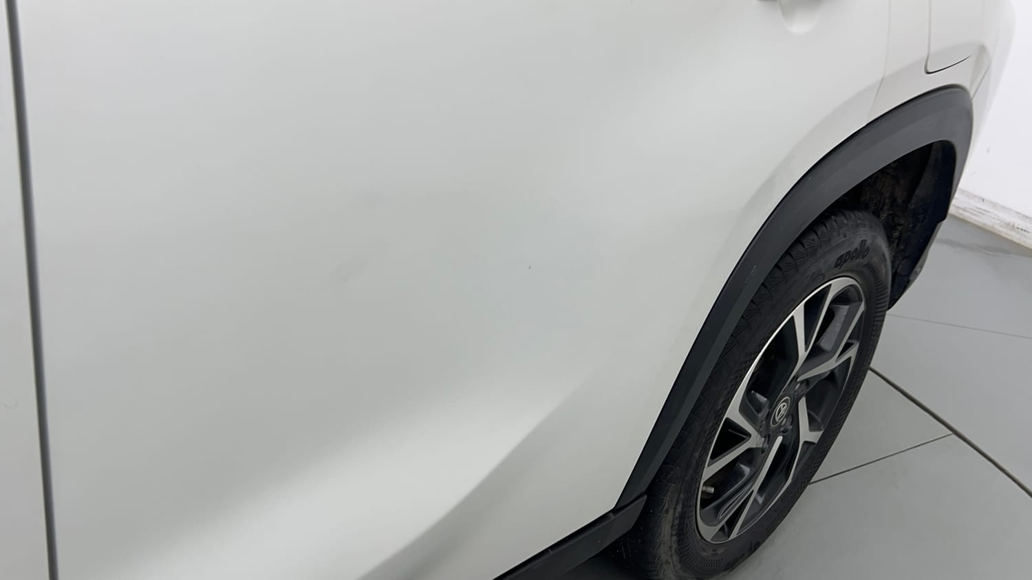 Used 2023 Toyota Urban Cruiser Hyryder V Hybrid Hybrid Automatic dents MINOR SCRATCH