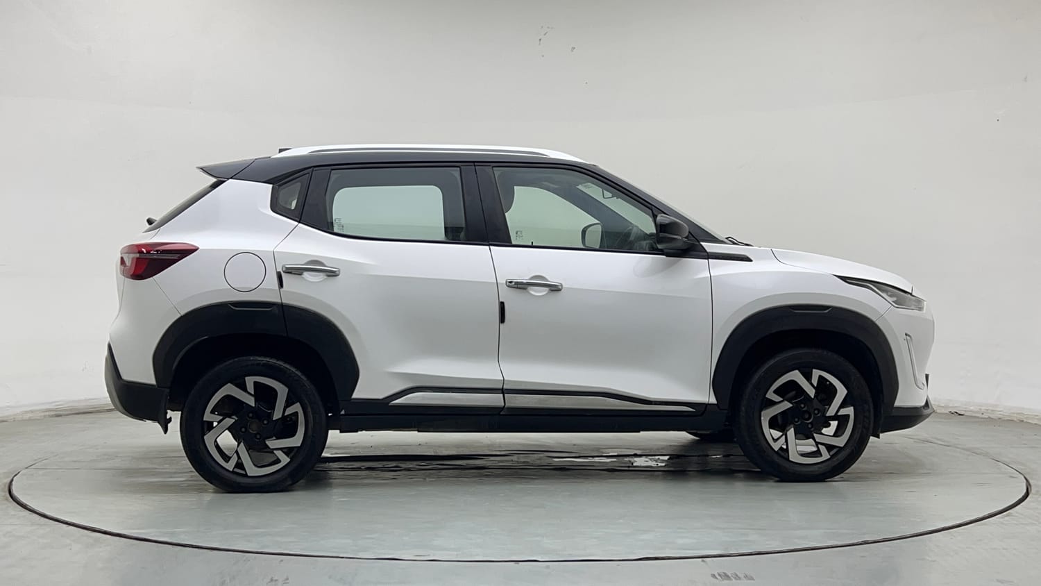 2021 Nissan Magnite XV Turbo-5