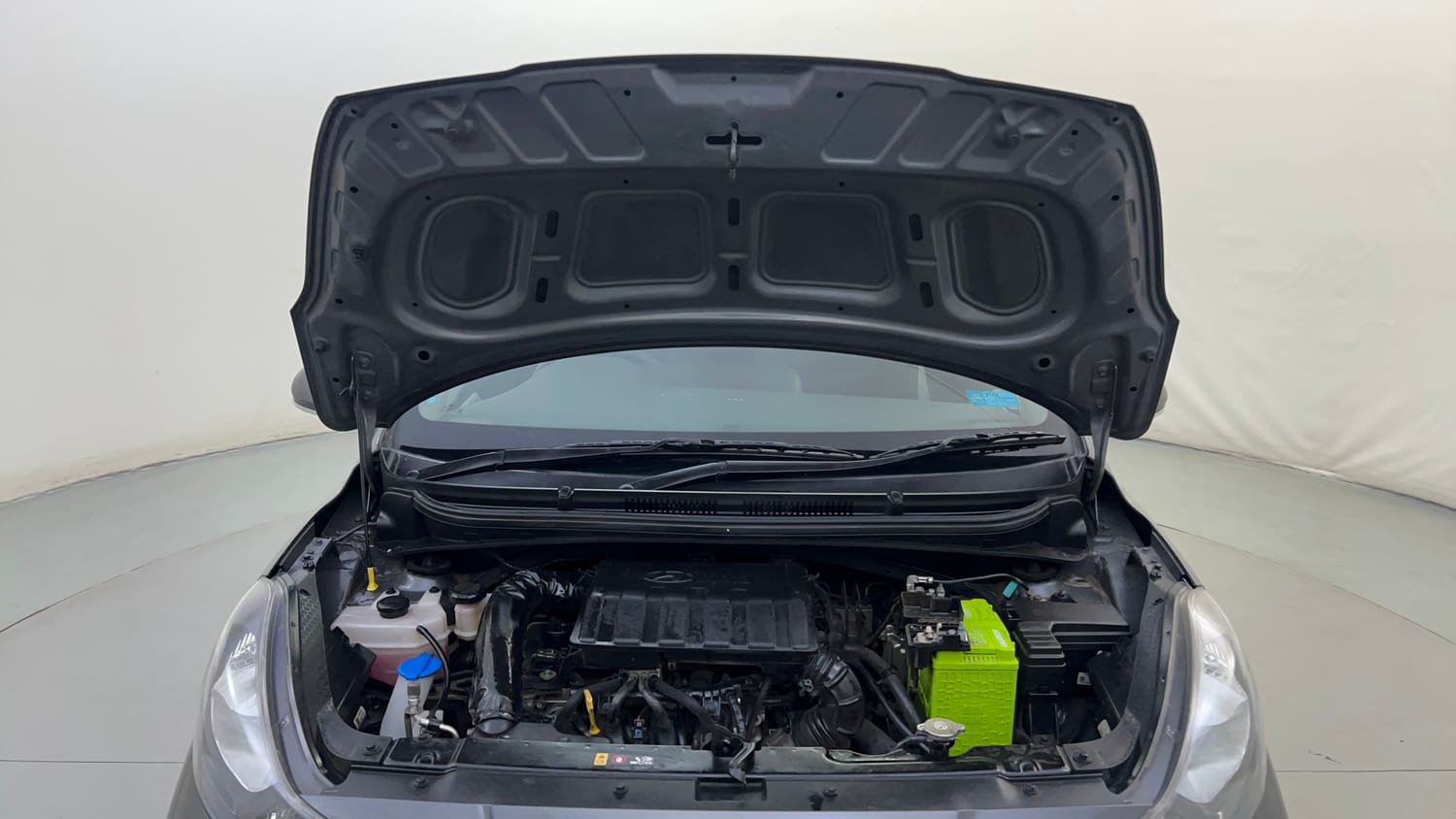 Used 2023 Hyundai Aura SX 1.2 CNG Cng Manual engine ENGINE & BONNET OPEN FRONT VIEW