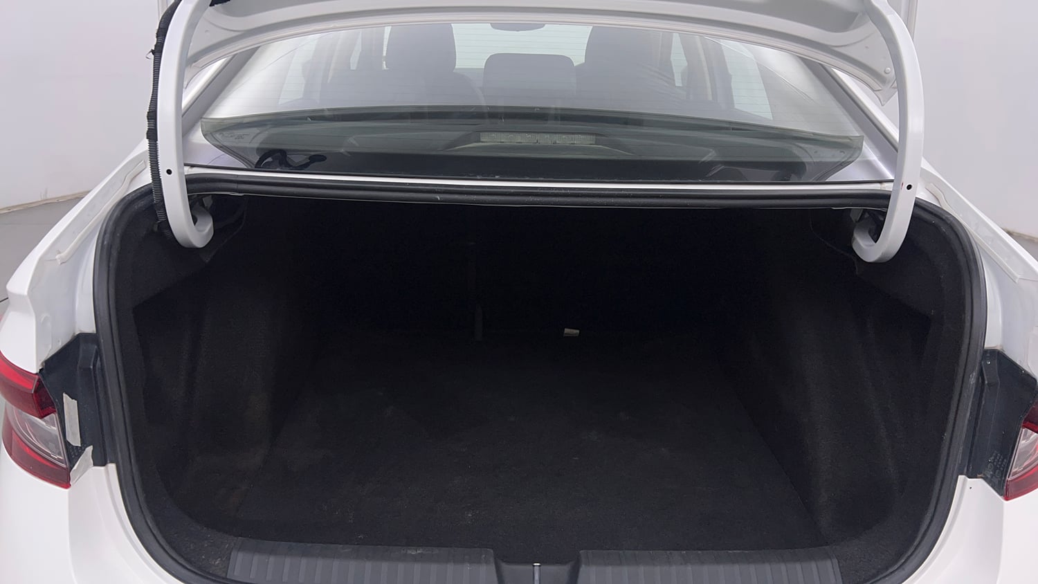 Used 2022 Skoda Slavia Style 1.0L TSI MT Petrol Manual interior DICKY INSIDE VIEW