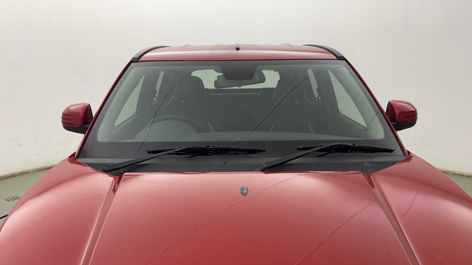 Used 2018 Mahindra KUV100 NXT K4 Plus 6 STR Petrol Manual exterior FRONT WINDSHIELD VIEW