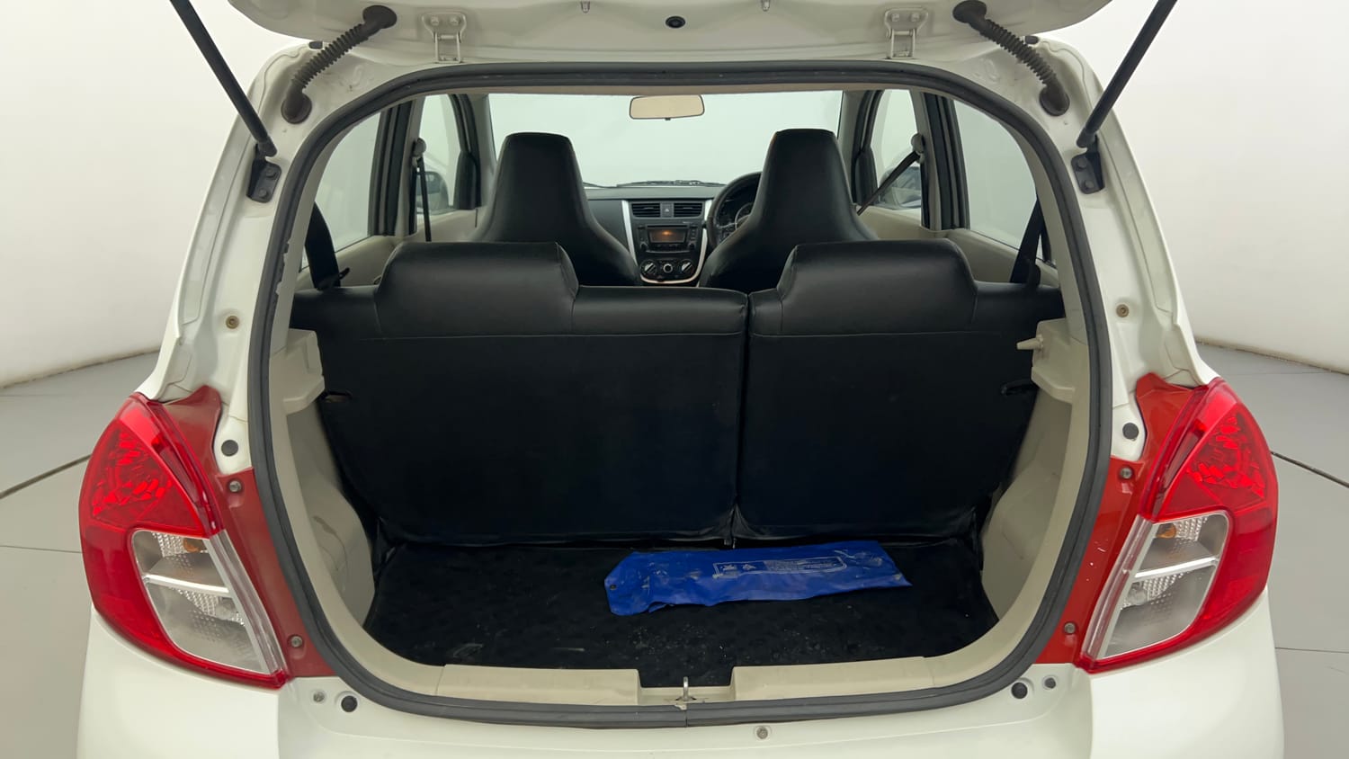 Used 2017 Maruti Suzuki Celerio ZXi AMT Petrol Automatic interior DICKY INSIDE VIEW
