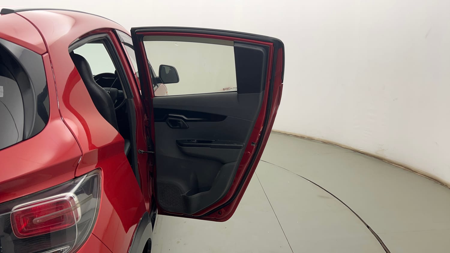 Used 2018 Mahindra KUV100 NXT K4 Plus 6 STR Petrol Manual interior RIGHT REAR DOOR OPEN VIEW