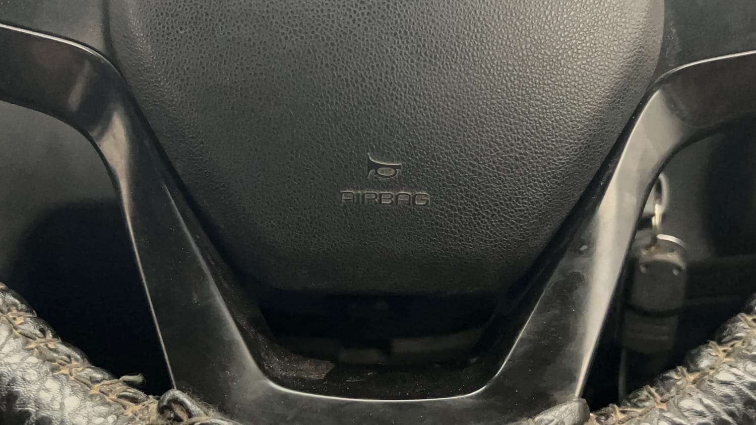 Used 2018 Mahindra KUV100 NXT K4 Plus 6 STR Petrol Manual top_features Airbags