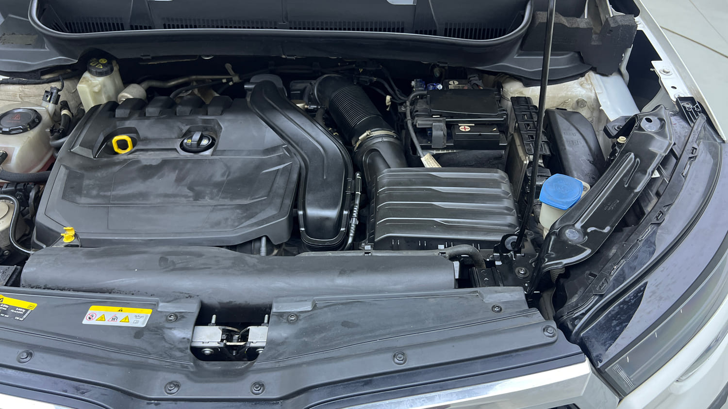 Used 2022 Skoda Kushaq Style 1.5L TSI MT Petrol Manual engine ENGINE LEFT SIDE VIEW
