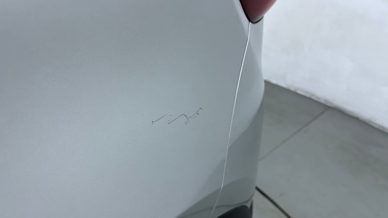 Used 2022 Renault Triber RXZ EASY-R AMT Dual Tone Petrol Automatic dents MINOR SCRATCH