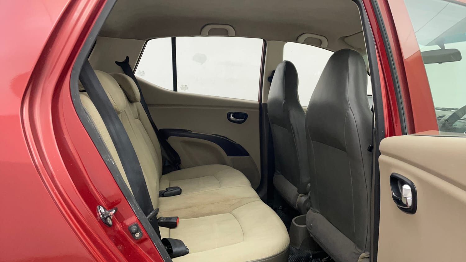 Used 2012 Hyundai i10 Sportz 1.2 AT Kappa2 Petrol Automatic interior RIGHT SIDE REAR DOOR CABIN VIEW