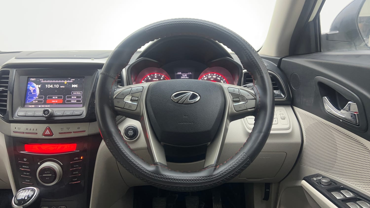 2021 Mahindra XUV 300 W8 (O) 1.2 Petrol-14