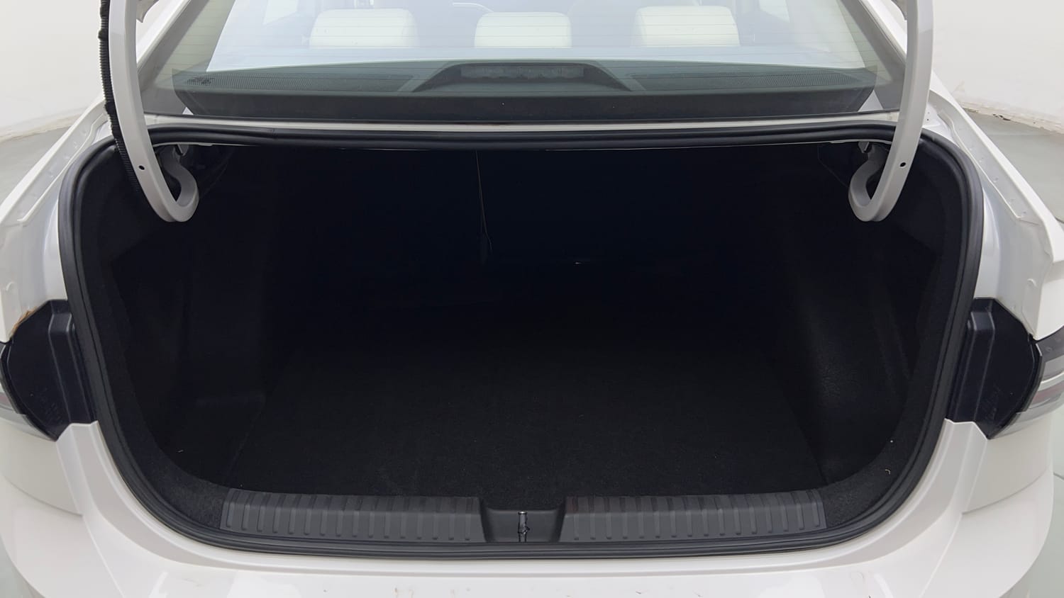 2025 Volkswagen Virtus Highline Plus 1.0 TSI MT-25