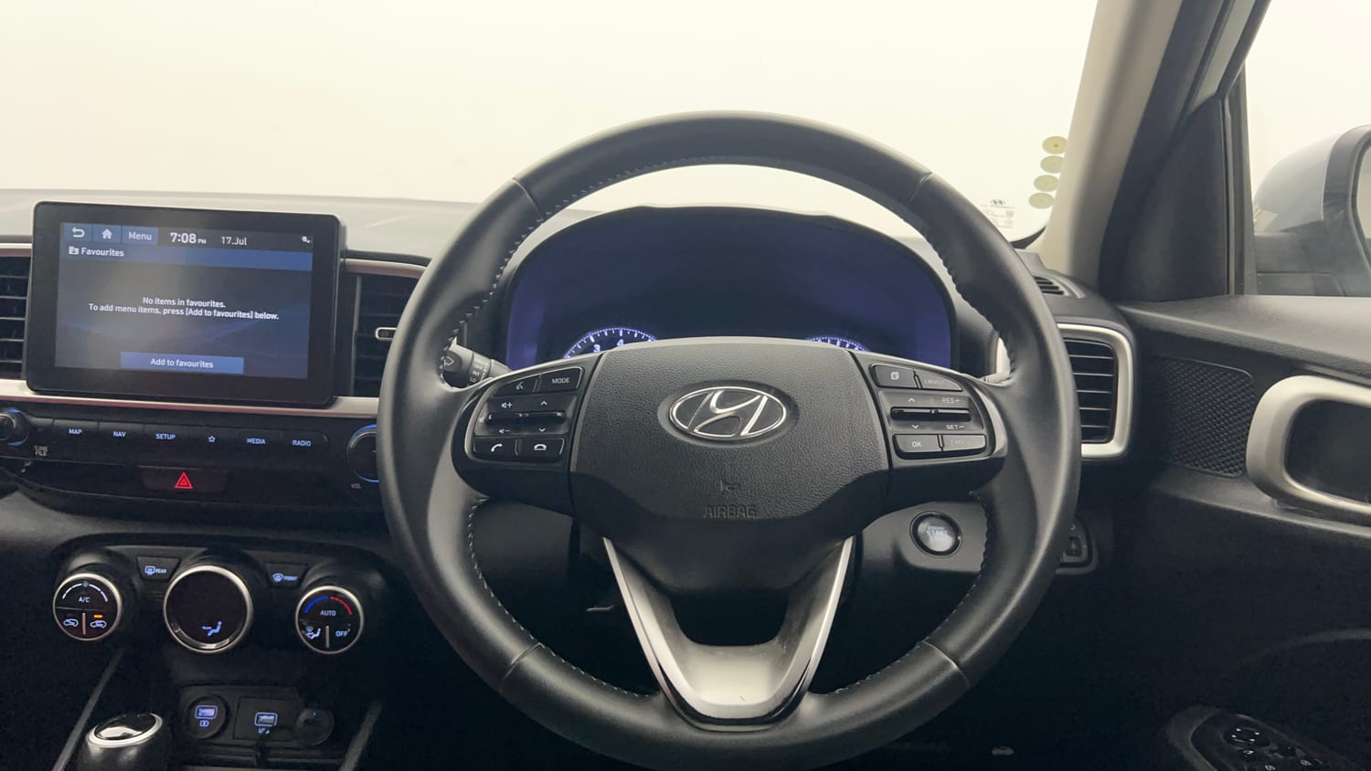 Used 2019 Hyundai Venue SX Plus 1.0 Turbo DCT Petrol Automatic interior STEERING VIEW