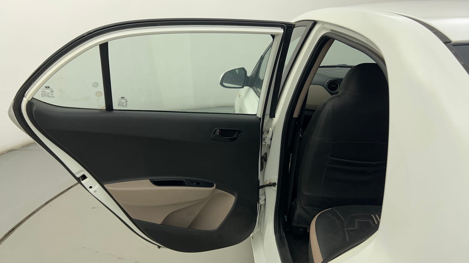 Used 2020 Hyundai Xcent S Petrol+cng(outside fitted) Cng Manual interior LEFT REAR DOOR OPEN VIEW