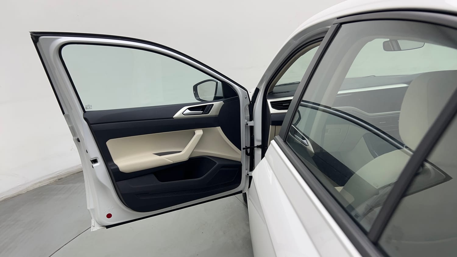 2025 Volkswagen Virtus Highline Plus 1.0 TSI MT-21
