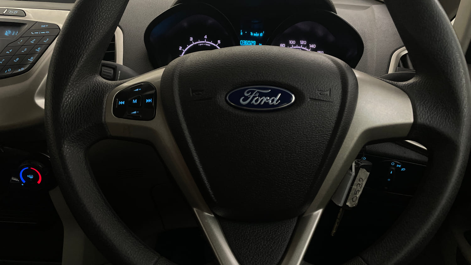 Used 2016 Ford EcoSport Trend 1.5L Ti-VCT Petrol Manual top_features Steering mounted controls