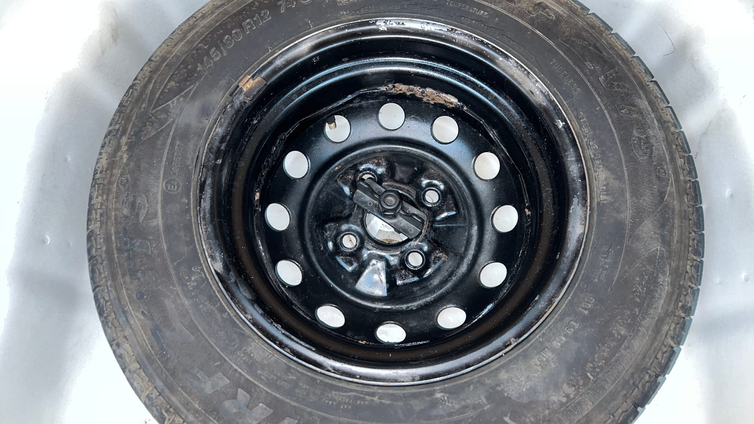 2015 Hyundai Eon Era +-40