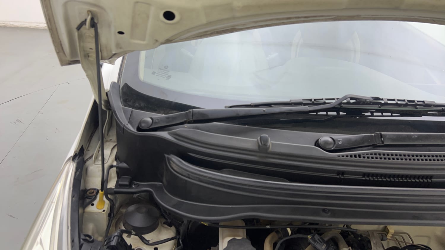 2015 Hyundai Eon Era +-31